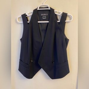 ESCADA - Vest size 40 EU - good condition